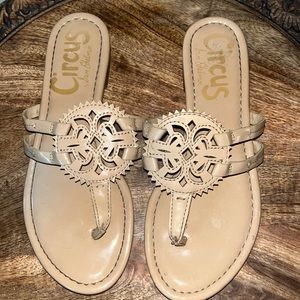 Preloved in perfect condition Sam Edelman Circus Flip Flops Size 6